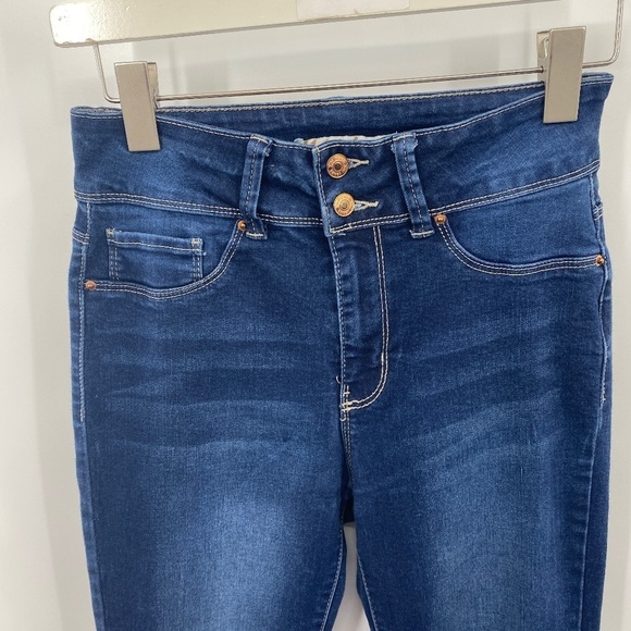 YMI Jeans Size 7 - Picture 7 of 10